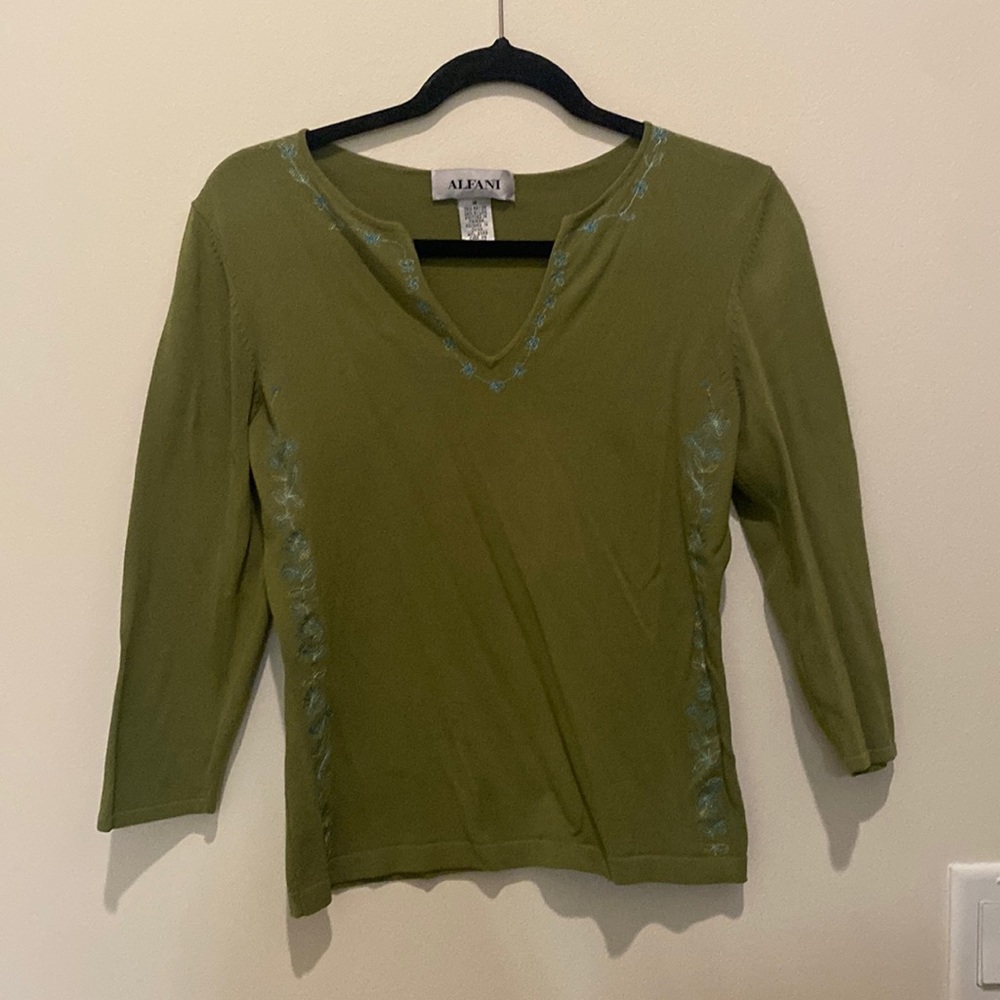 Alfani lomg sleeve embroidered top